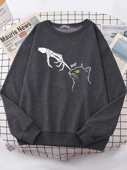 The Skeleton Pointed At The Cat Funny Sweatshirt Women's simple Crewneck Hoody Street Oversize Hoodies Hipster Fleece Sportswear